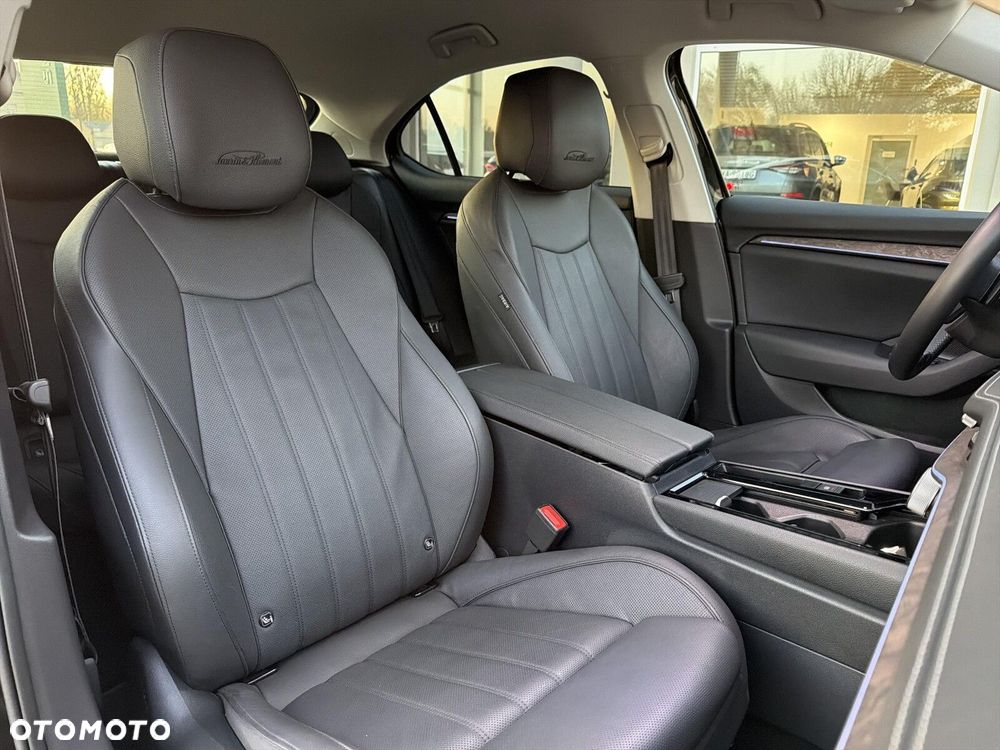 Skoda Superb 2.0 TDI SCR 4x4 L&K DSG - 18