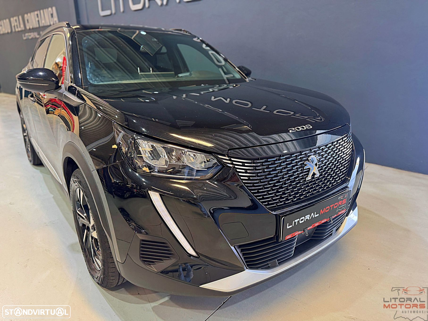 Peugeot 2008 1.2 PureTech Allure Pack - 3