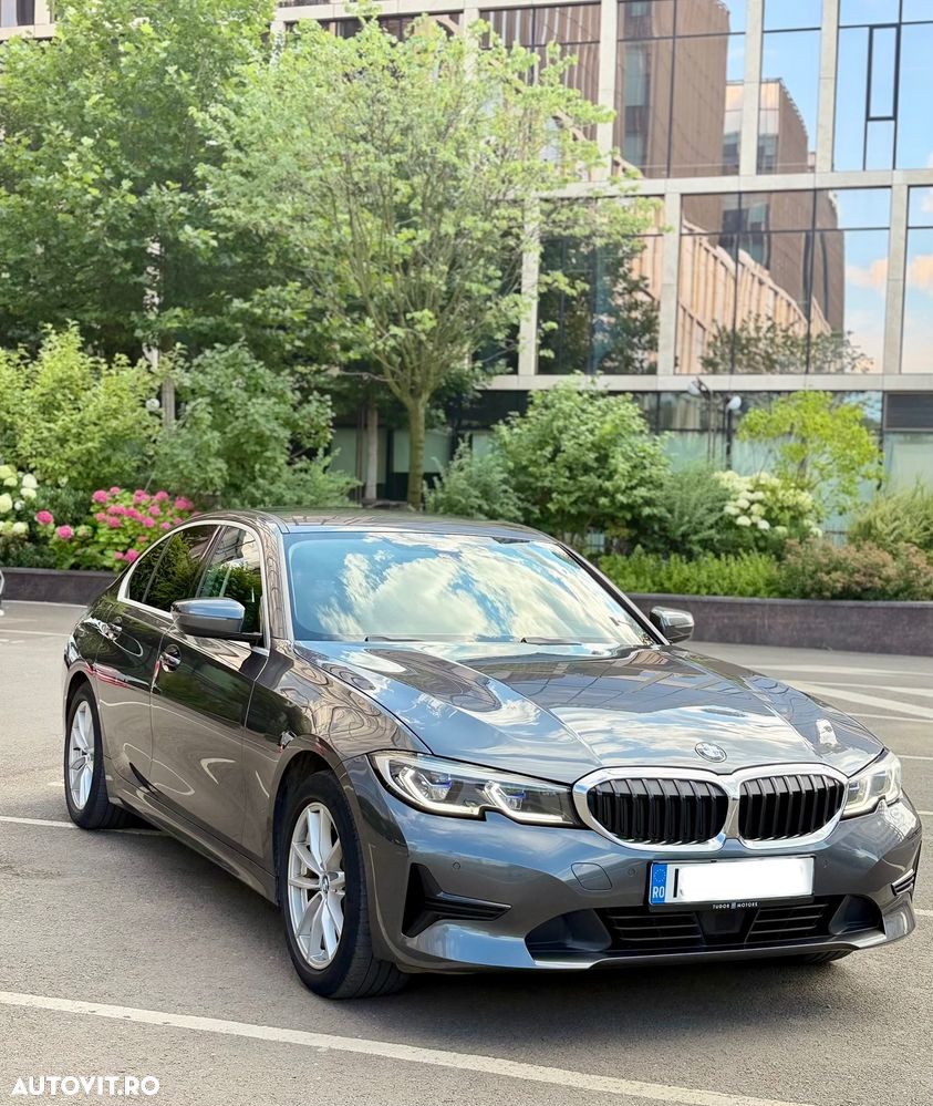 BMW 3 Series 2020 — imagine 4