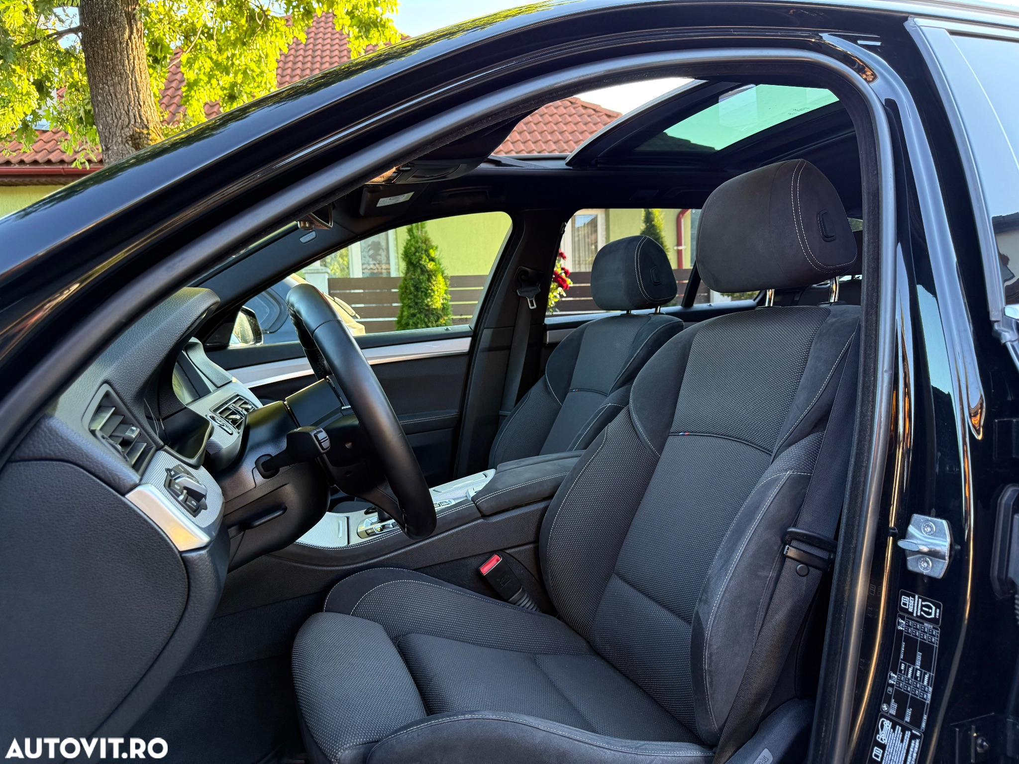 BMW Seria 5 520d xDrive Touring Aut. M Sport Edition - 5