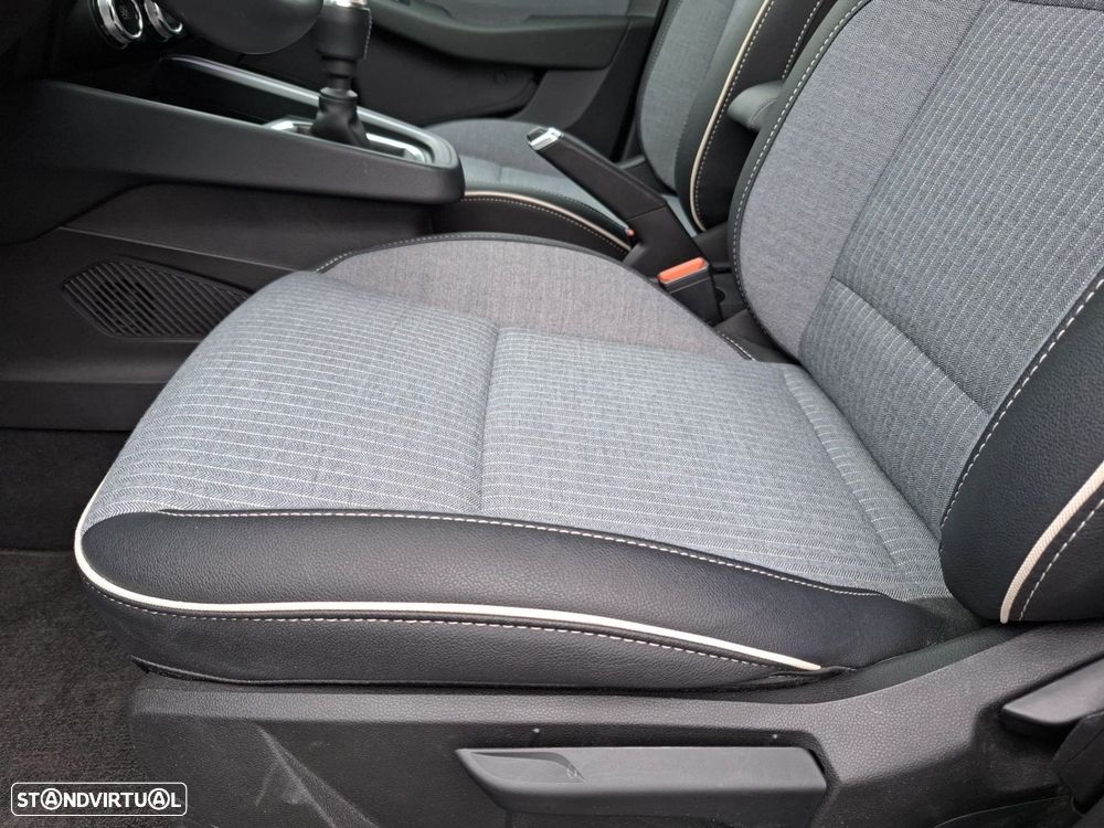 Renault Clio 1.0 TCe Techno Bi-Fuel - 26