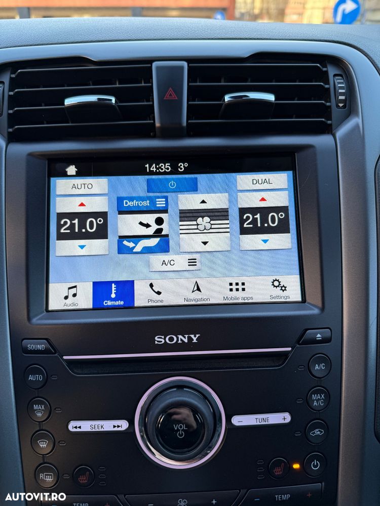 Ford Mondeo 2.0 HEV Titanium - 13