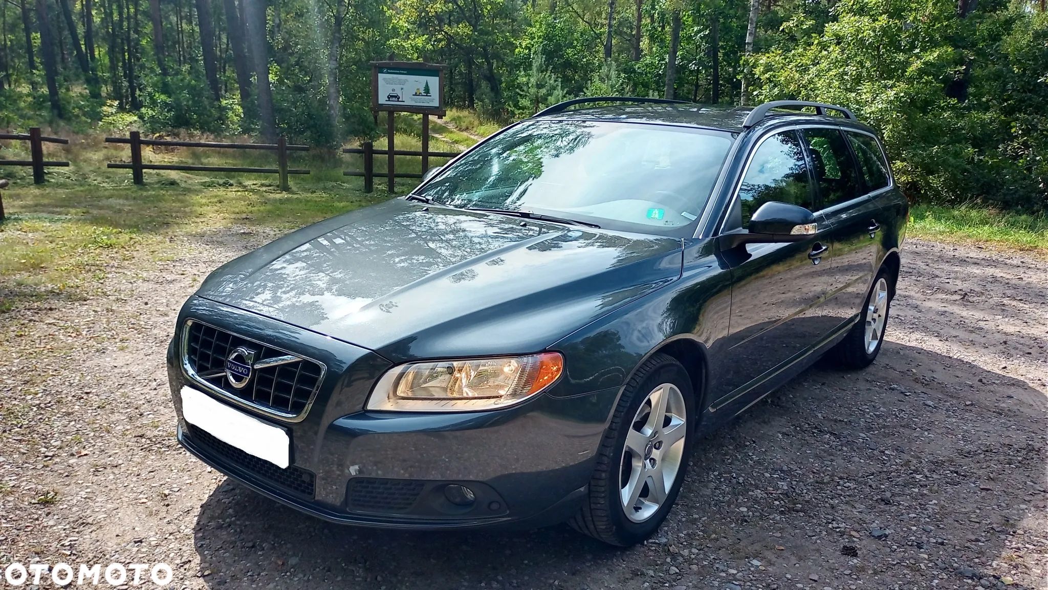 Volvo V70 2.0D Momentum - 1