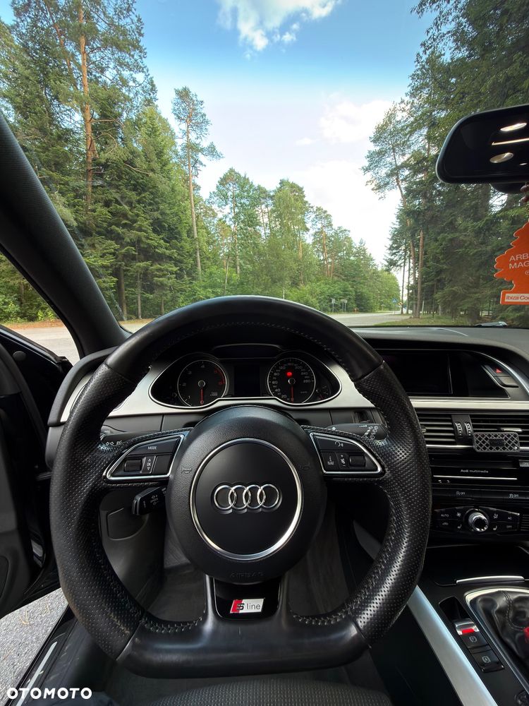 Audi A4 Avant 2.0 TDI DPF S line Sportpaket - 12