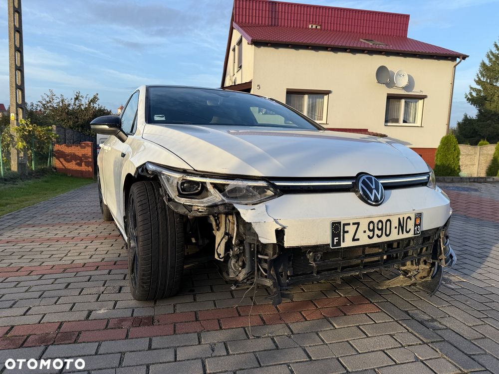 Volkswagen Golf 1.5 eTSI OPF DSG R-Line - 9