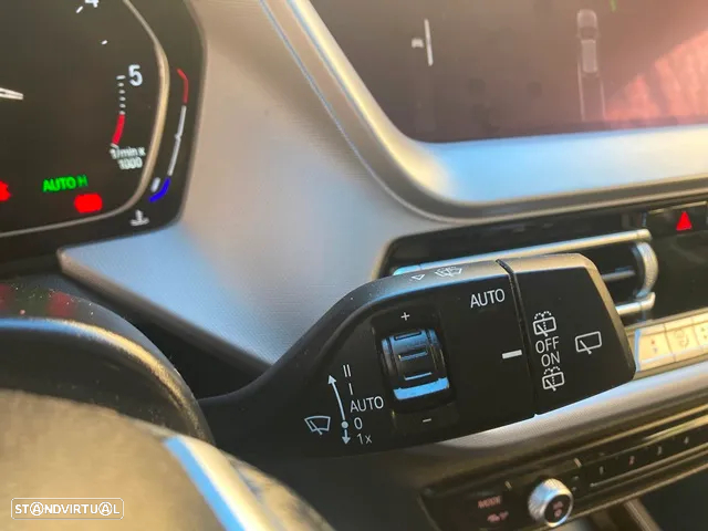 BMW 118 d Aut. Advantage - 11