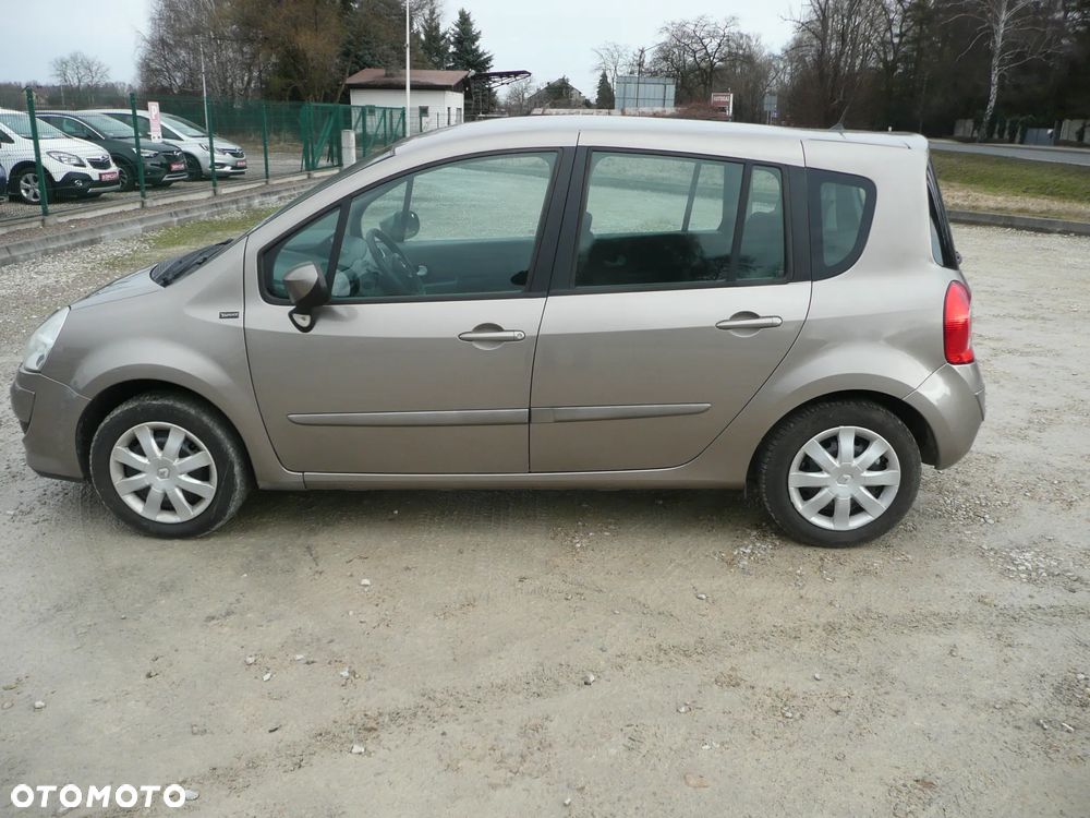 Renault Modus - 1