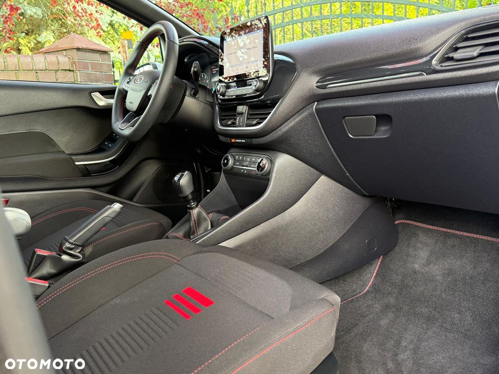 Ford Fiesta - 19