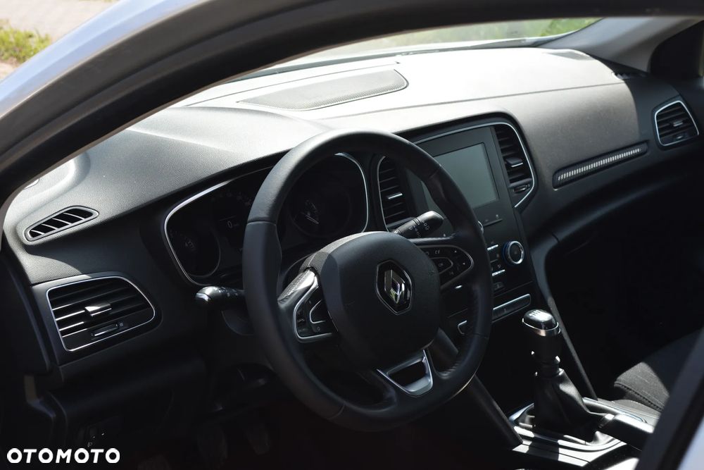 Renault Megane 1.5 Blue dCi Limited - 7