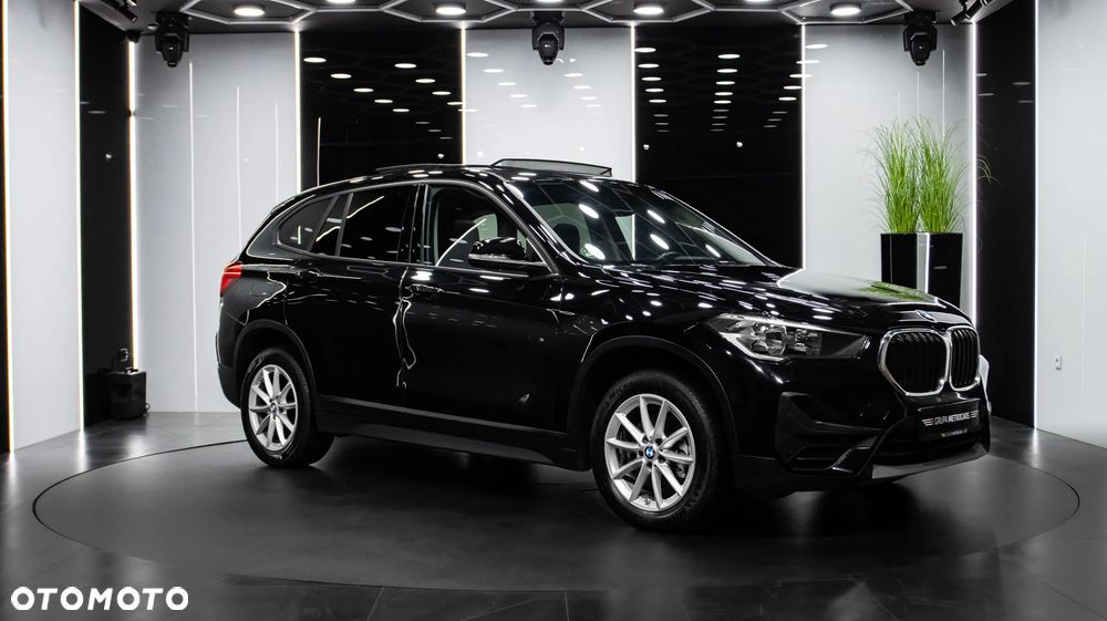 BMW X1 sDrive18d Advantage - 11