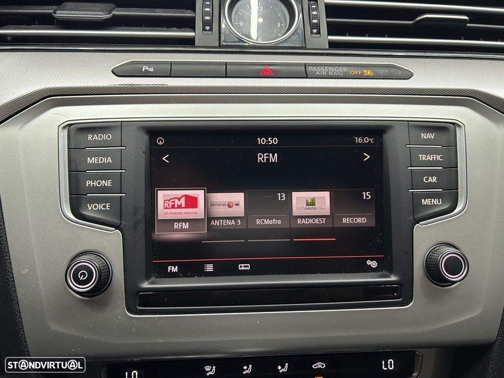 VW Passat Variant 1.6 TDI Confortline DSG - 15