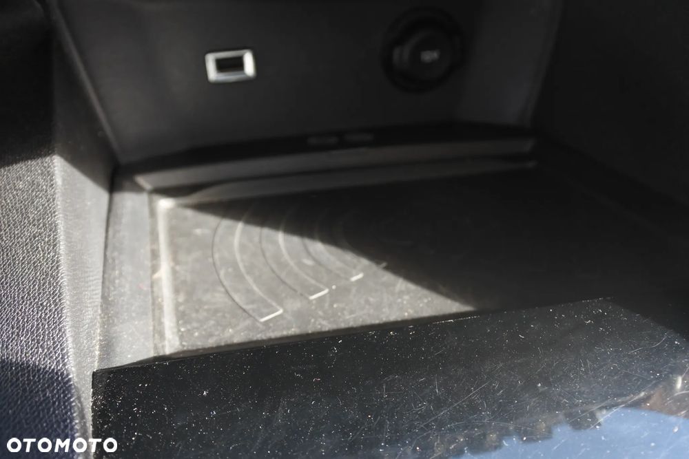 Peugeot 3008 PureTech 130 Stop & Start Allure - 18