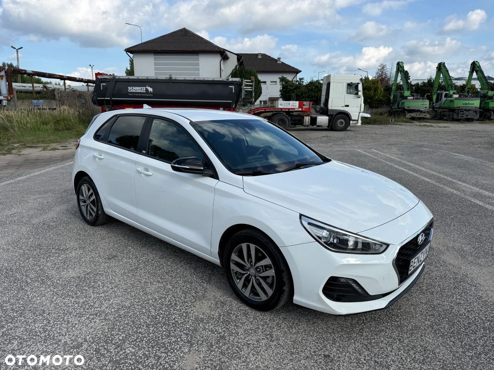 Hyundai i30 1.4 Passion - 11