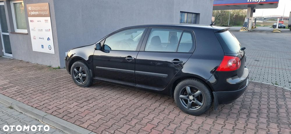 Volkswagen Golf - 2