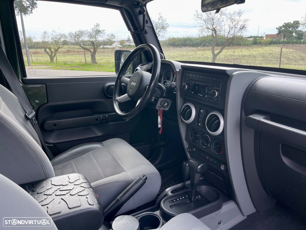 Jeep Wrangler Unlimited 2.8 CRD ATX Sahara Limited - 21