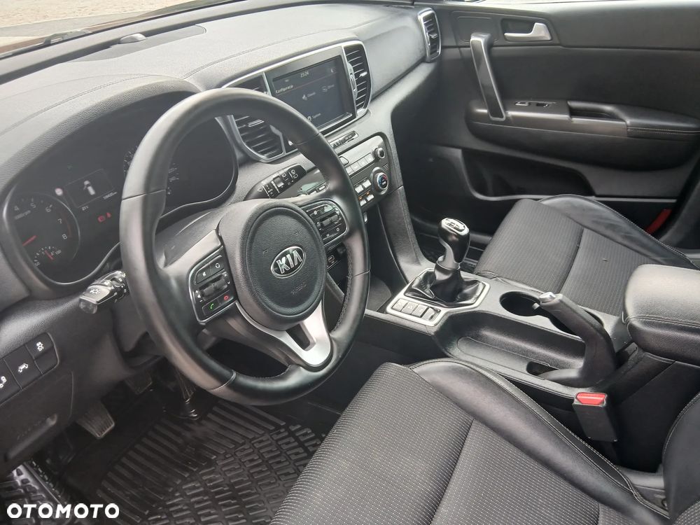 Kia Sportage 1.6 GDI Business Line 2WD - 17