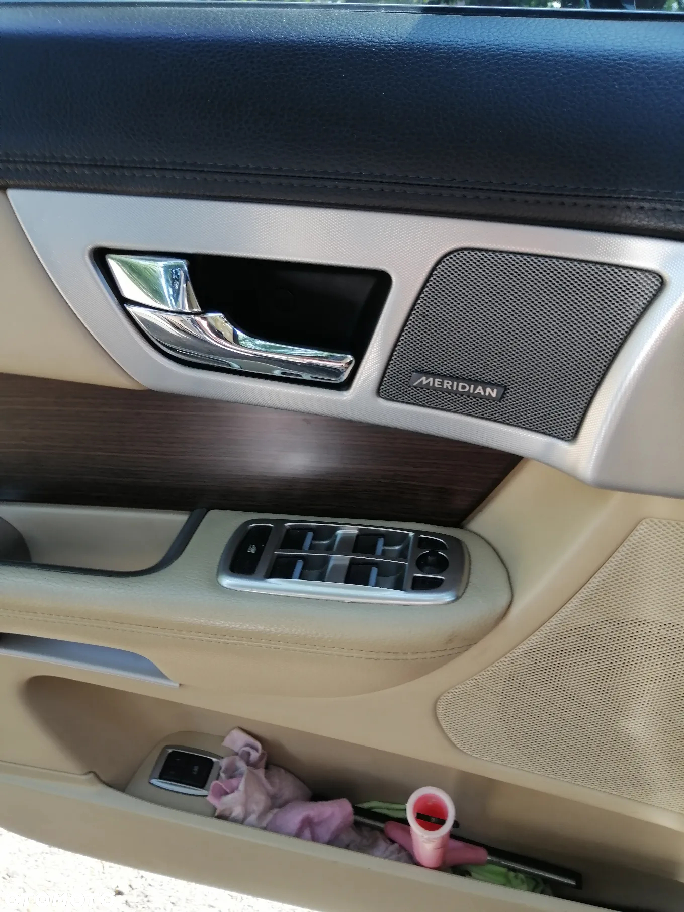 Jaguar XF 2.0 T Premium Luxury - 9