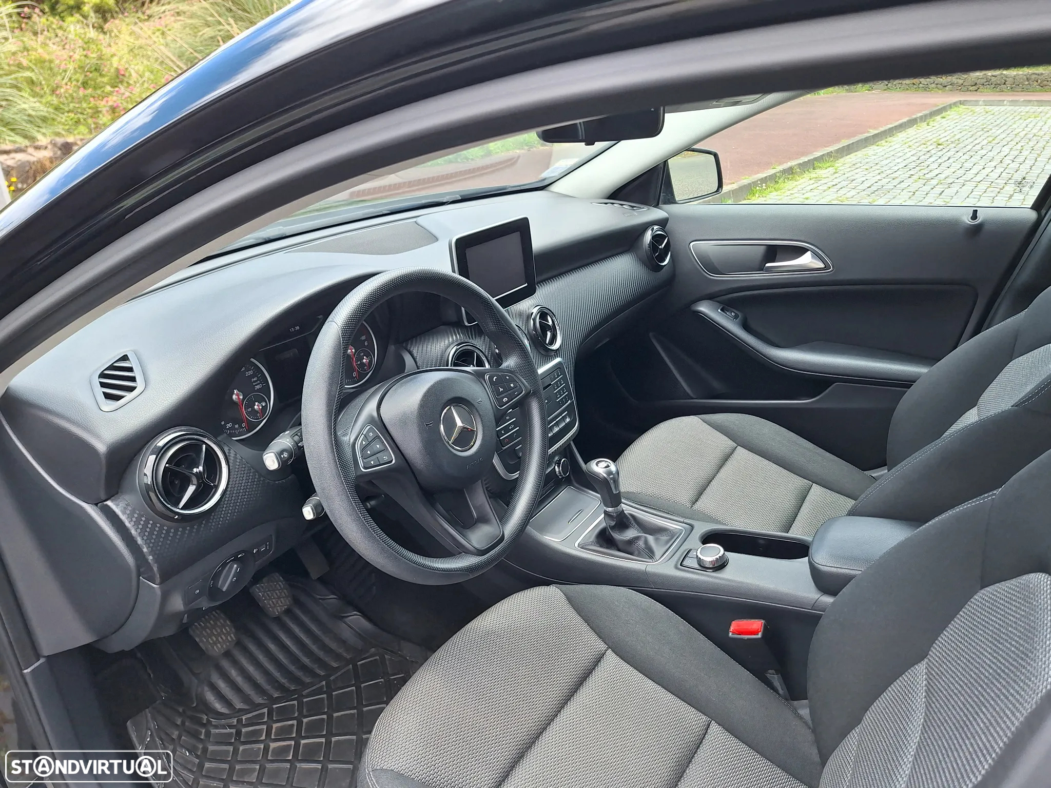Mercedes-Benz GLA 180 CDi - 4