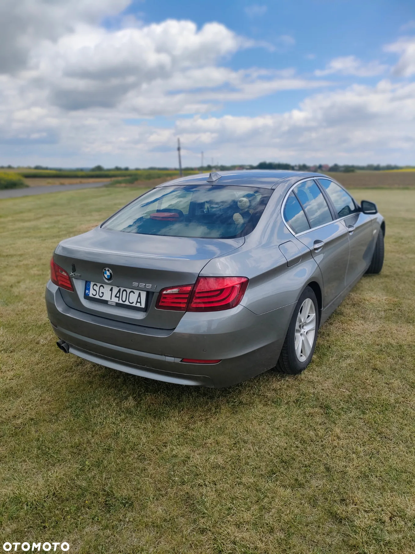 BMW Seria 5 528i xDrive - 9