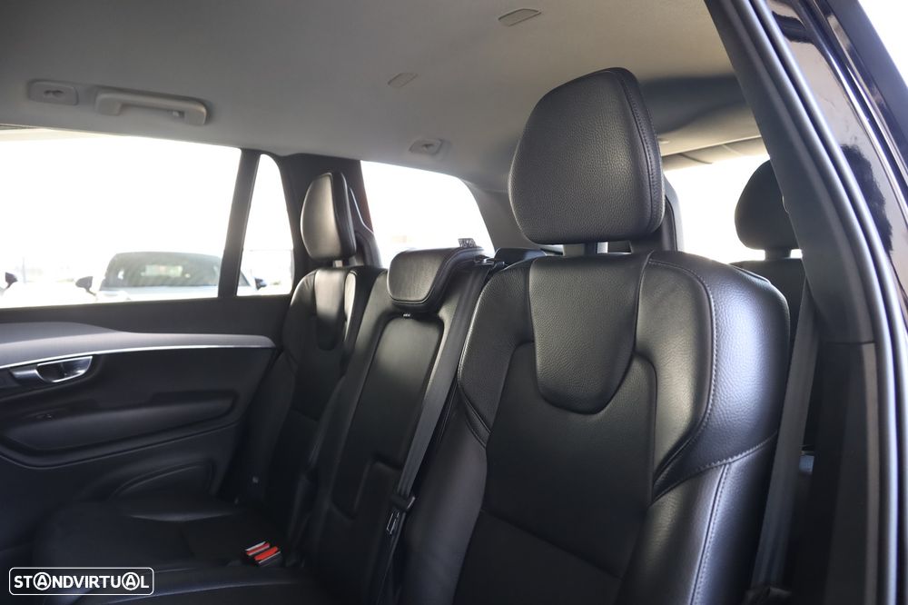 Volvo XC 90 2.0 T8 PHEV Momentum Plus AWD - 11