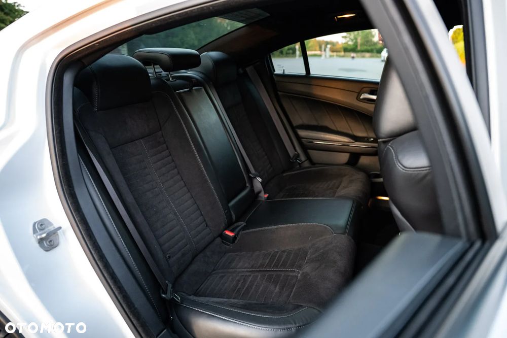 Dodge Charger 5.7 R/T Daytona - 30