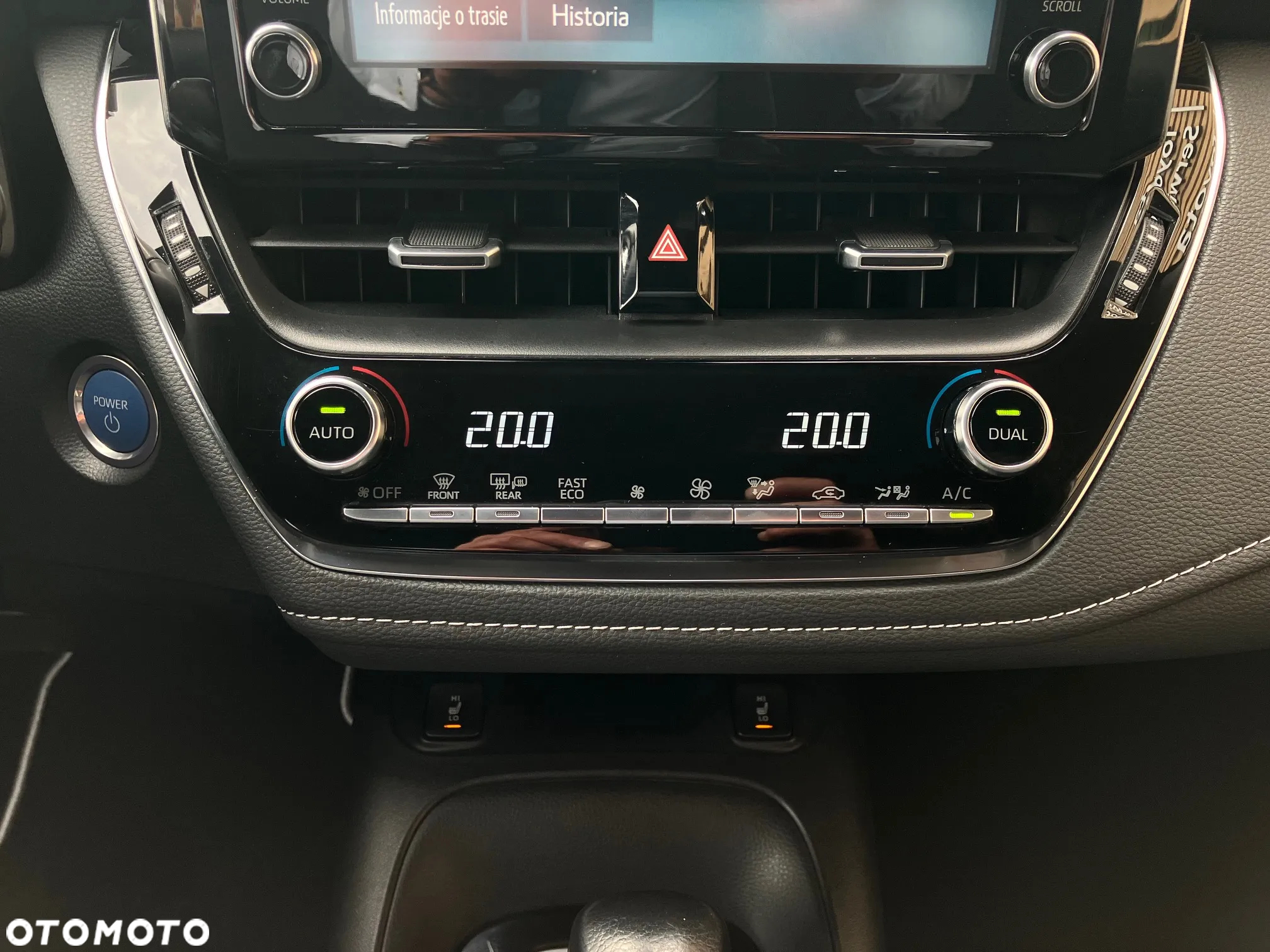 Toyota Corolla 1.8 Hybrid Comfort - 29