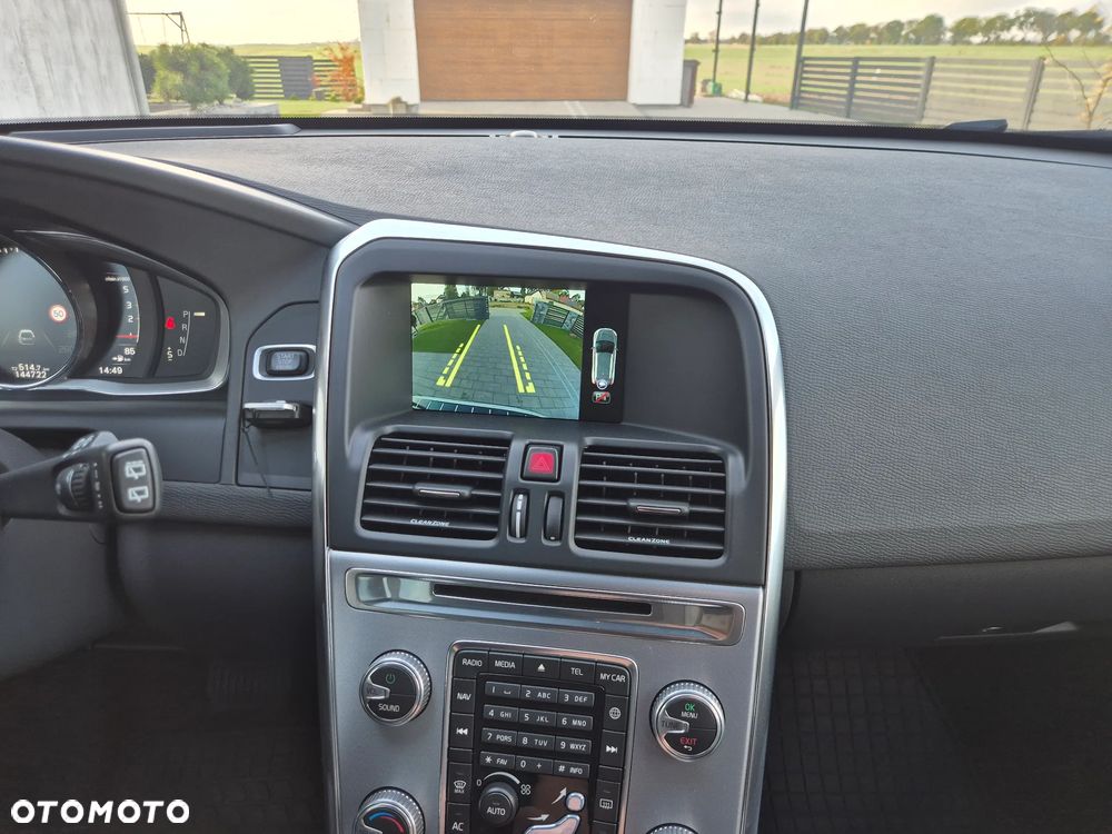 Volvo XC 60 D4 Geartronic Summum - 8