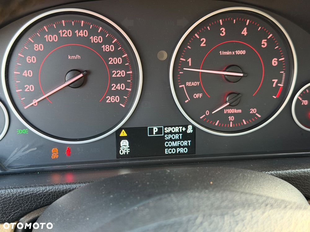 BMW Seria 3 330i Edition Luxury Line Purity - 30