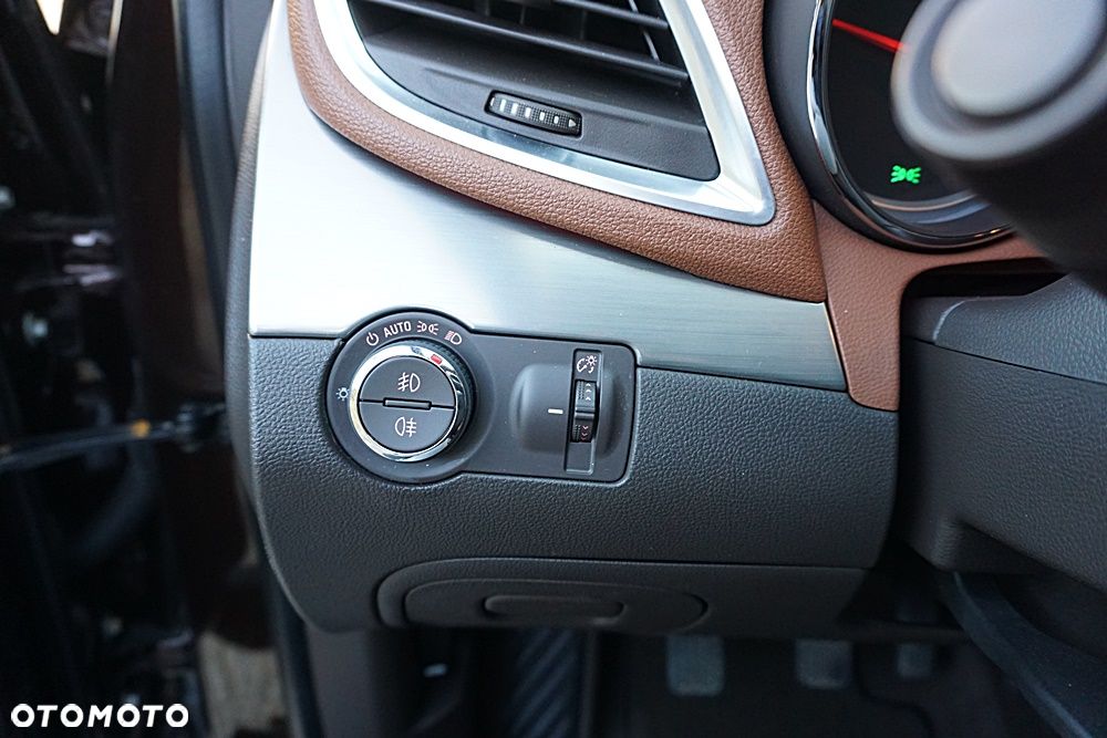 Opel Mokka 1.4 T Cosmo S&S 4x4 - 29