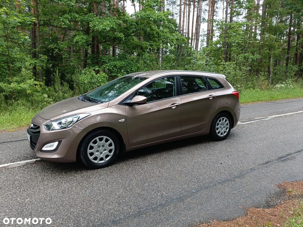 Hyundai i30 1.6 CRDi Comfort - 22