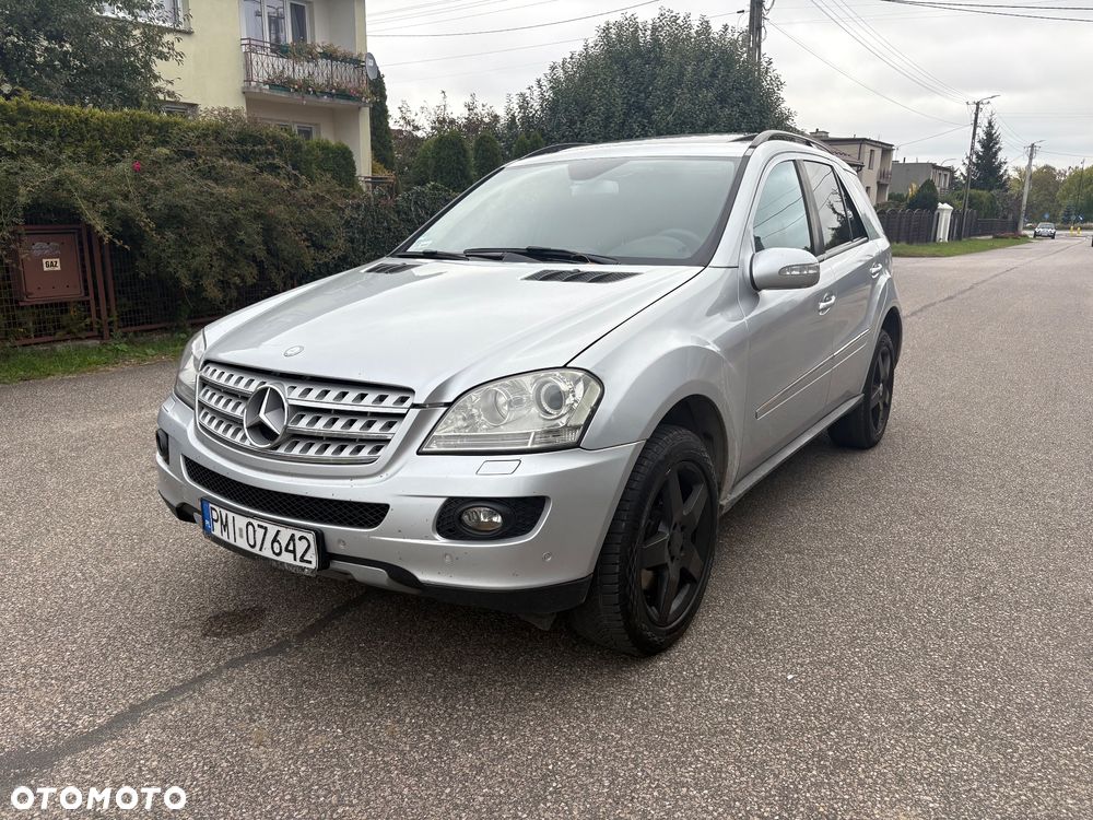Mercedes-Benz ML - 1