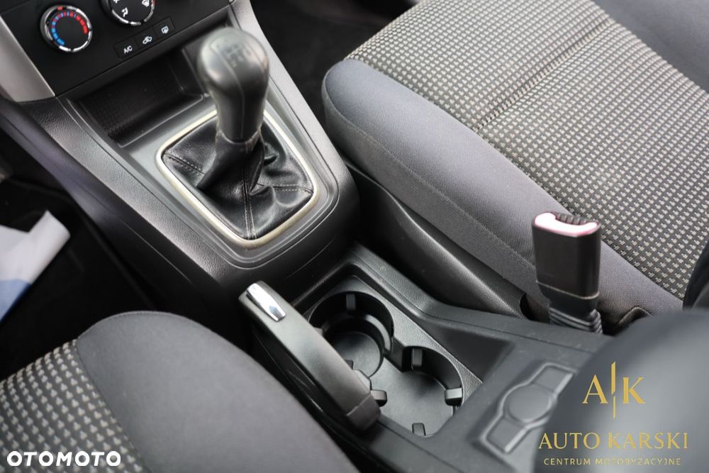 Chevrolet Captiva - 26