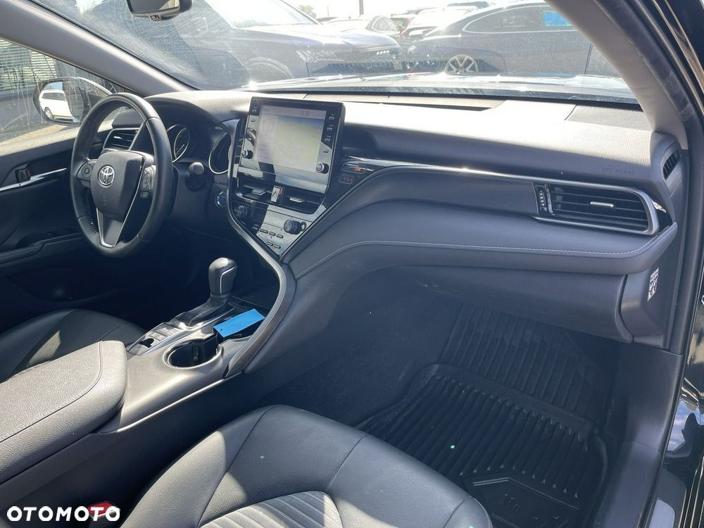Toyota Camry 2.5 Hybrid Comfort CVT - 10