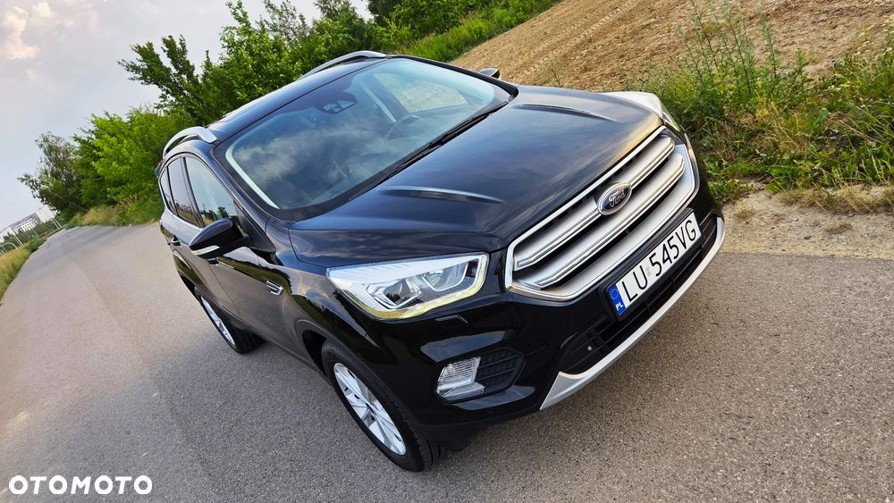 Ford Kuga 1.5 EcoBoost 2x4 Titanium - 9