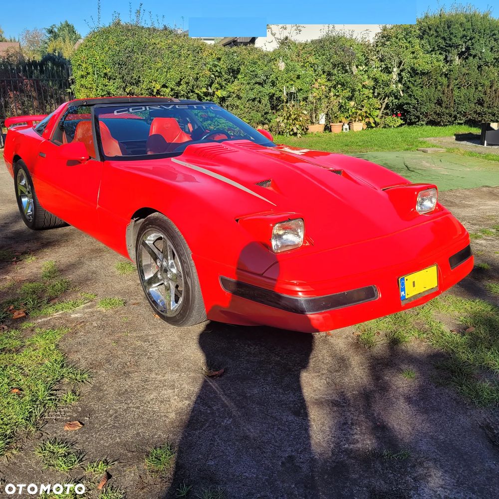 Chevrolet Corvette - 2