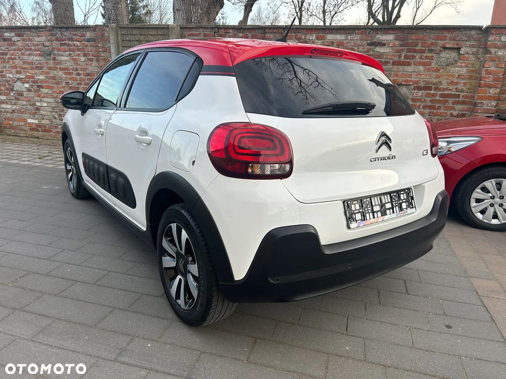 Citroën C3 1.2 PureTech Shine S&S - 6