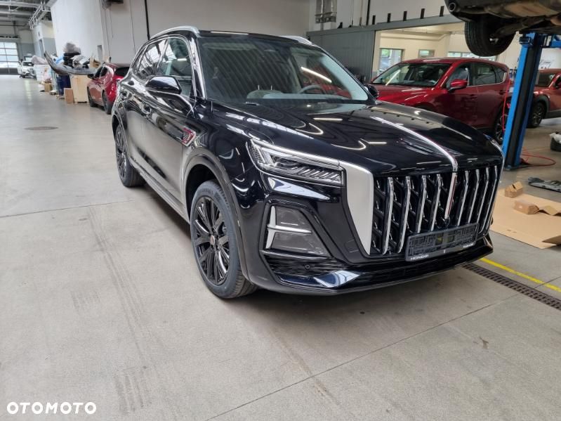 Hongqi HS5 - 3