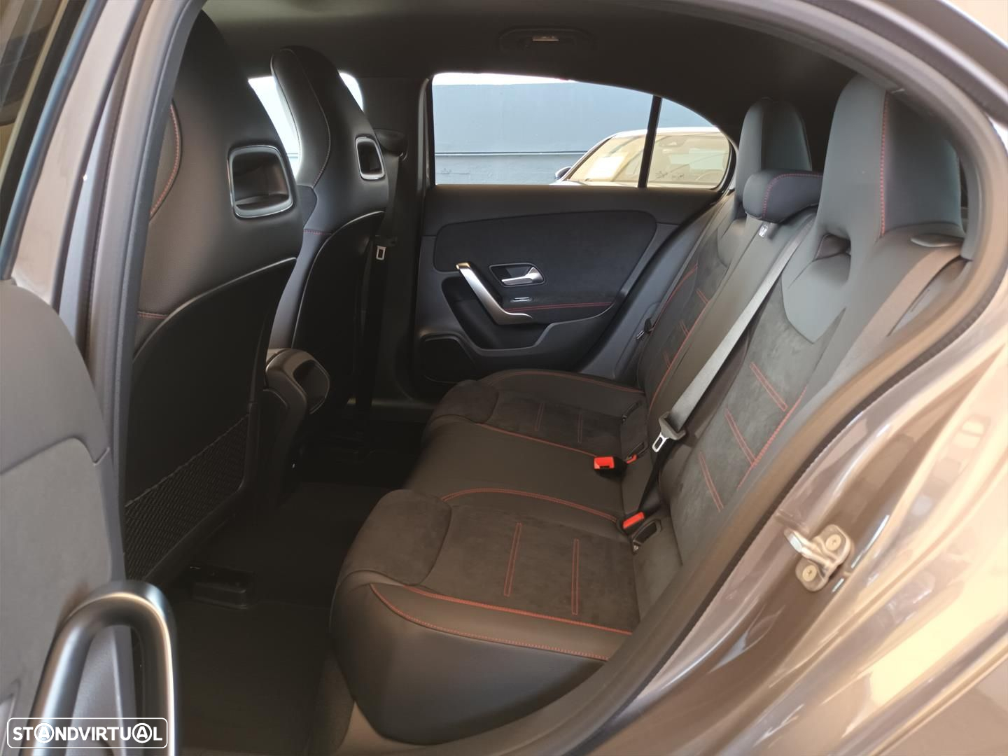 Mercedes-Benz A 180 d - 11