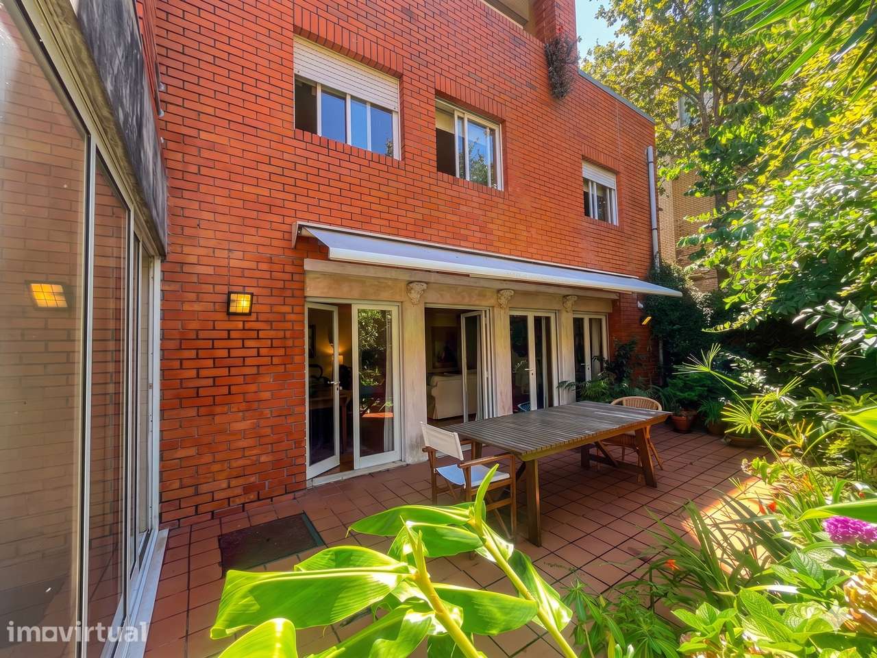 Apartamento Duplex T4+1 com Jardim e Terraço | Coop. Arquitectos - Grande imagem: 2/24