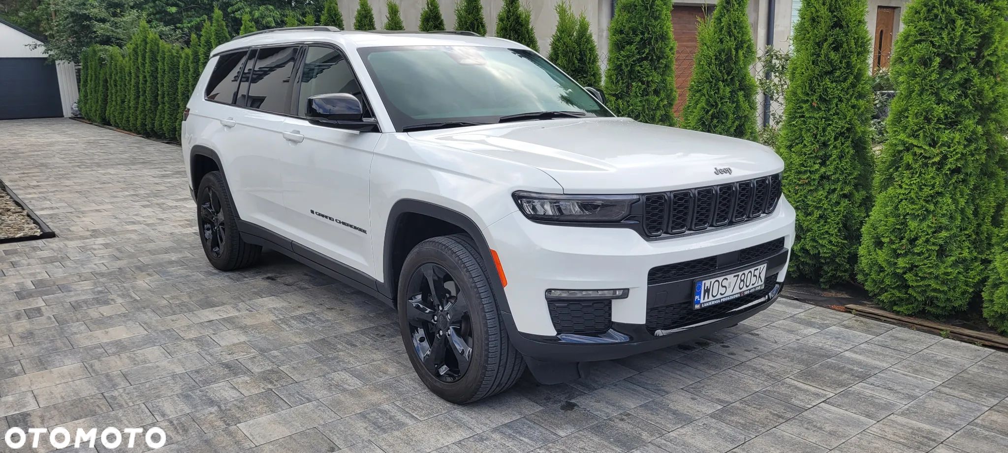 Jeep Grand Cherokee - 1