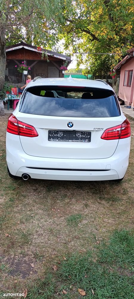 BMW Seria 2 218i Sport Line - 11