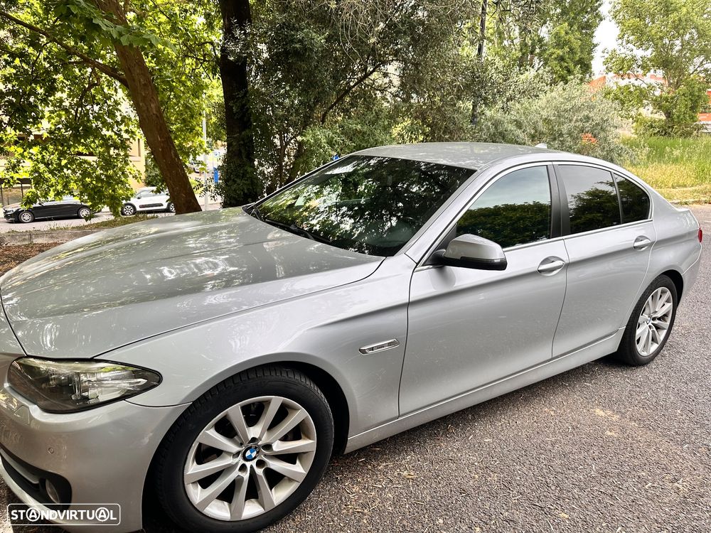 BMW 520 d xDrive Line Luxury Auto - 2