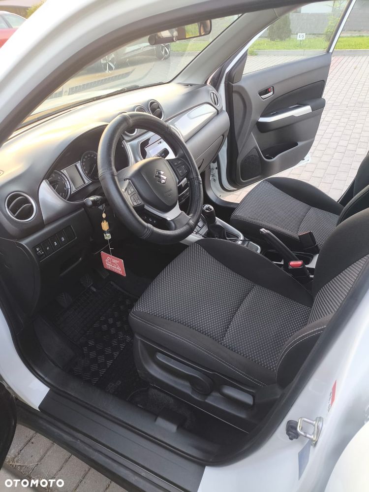 Suzuki Vitara 1.6 Premium 2WD - 9