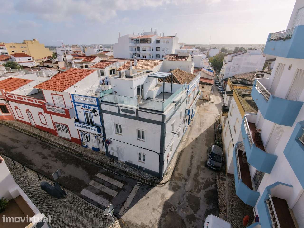 Moradia  geminada T3 renovada com terraço no centro de Lagoa apernas 5 - Grande imagem: 2/29