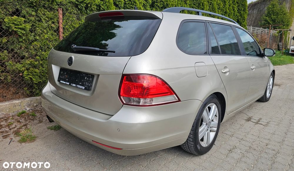 Volkswagen Golf - 9