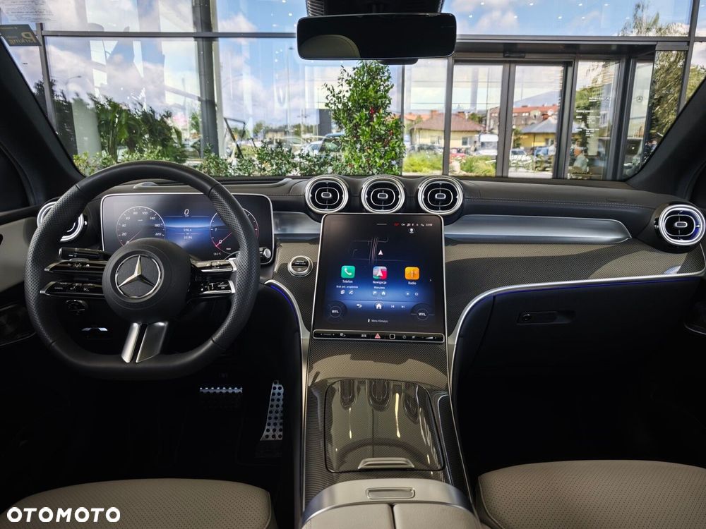 Mercedes-Benz GLC - 16