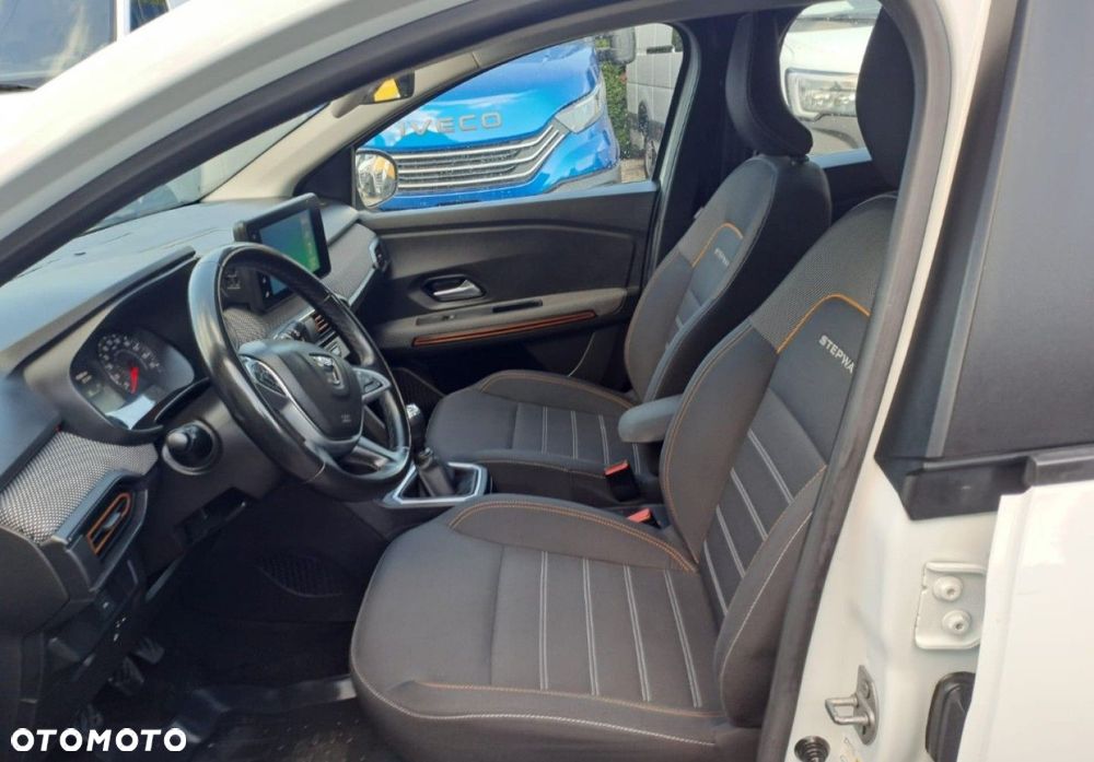 Dacia Sandero Stepway - 10
