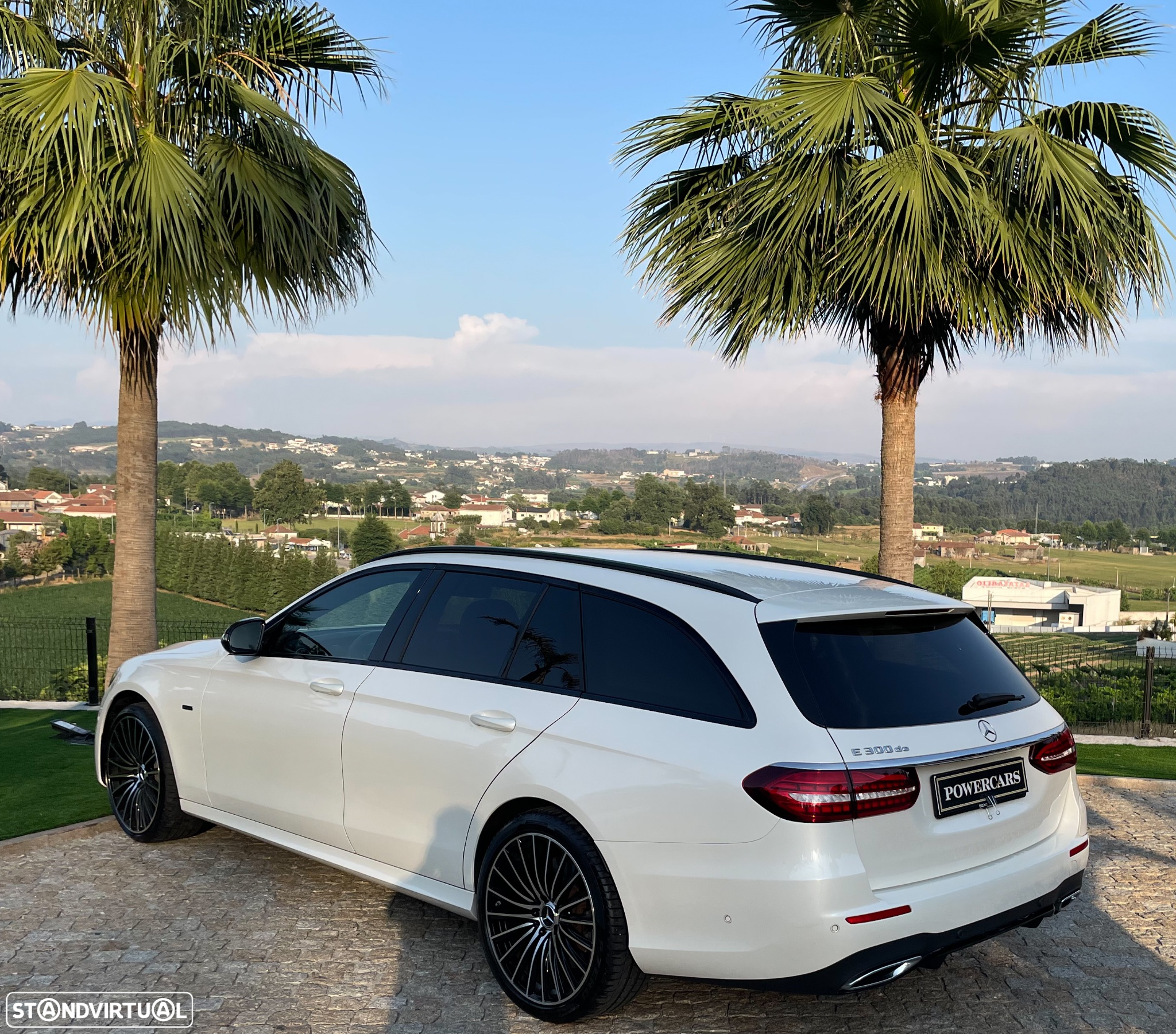 Mercedes-Benz E 300 de AMG Line 4Matic - 13