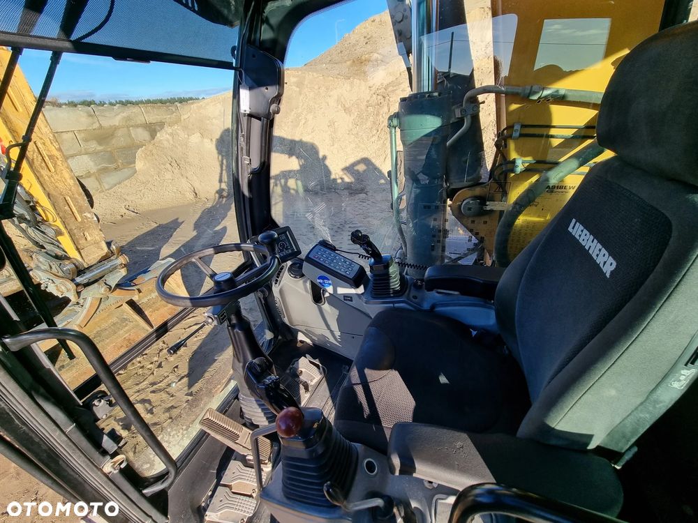 Liebherr A918 - 16