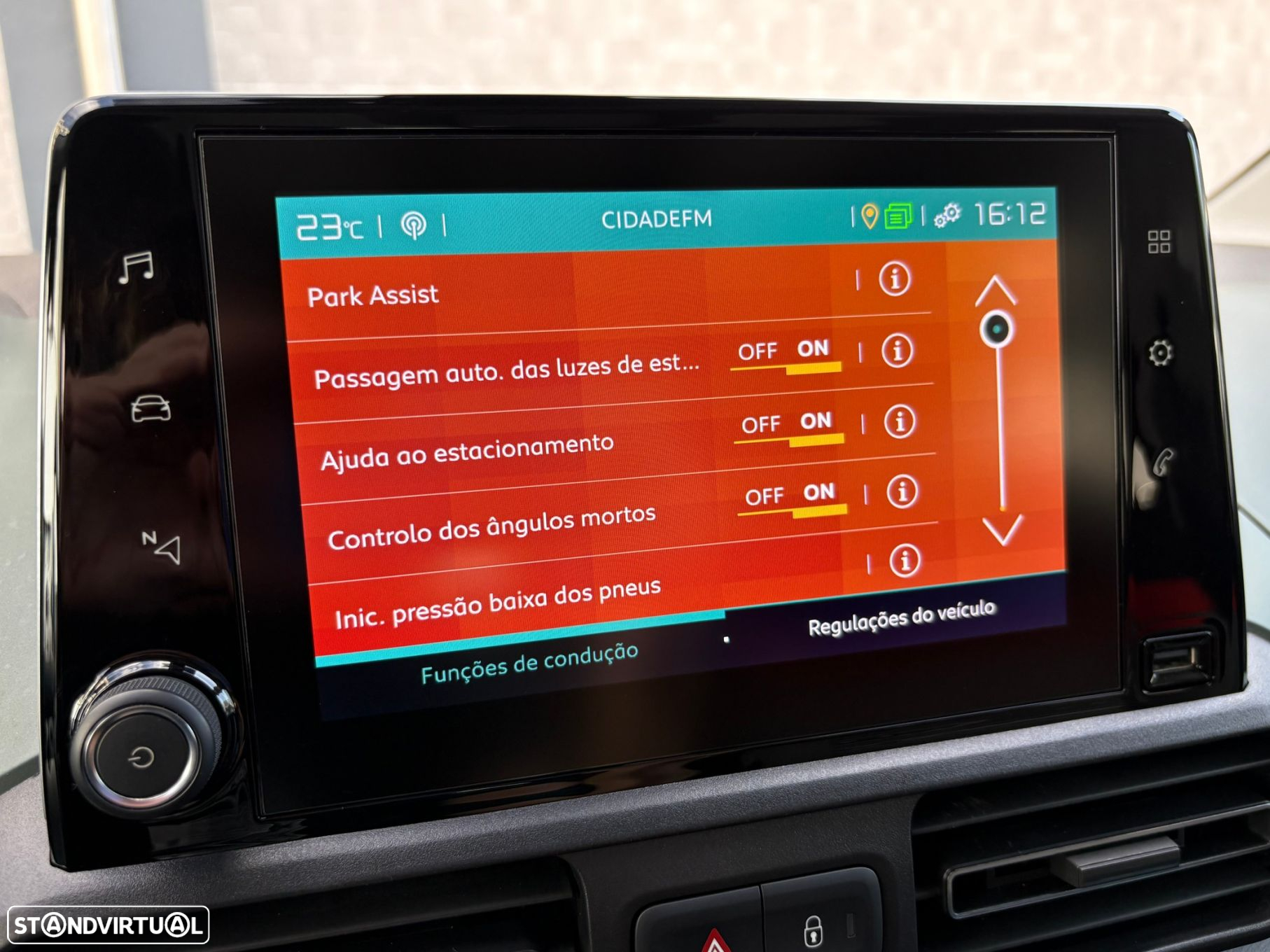 Citroën Berlingo 1.5 BlueHDi M Shine EAT8 Grip Control - 35